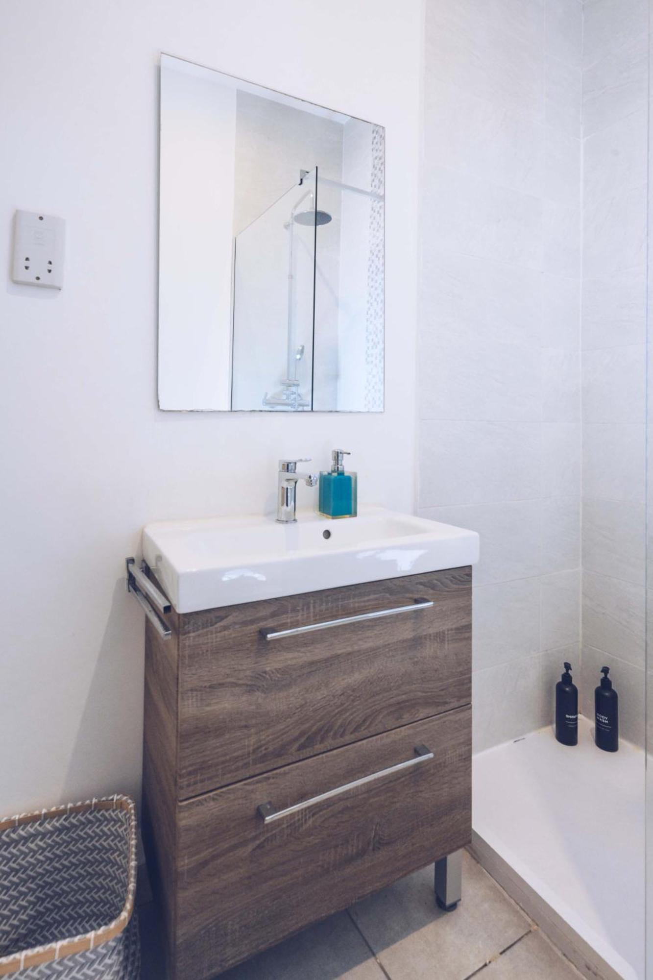 Apartament 2Br In The Zoko Contemporary And Convenient Gibraltar Zewnętrze zdjęcie